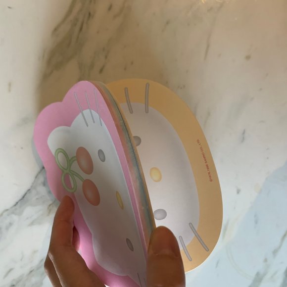 Lot of 2 VINTAGE 90S Y2K Hello Kitty Memo Pads - Picture 5 of 12